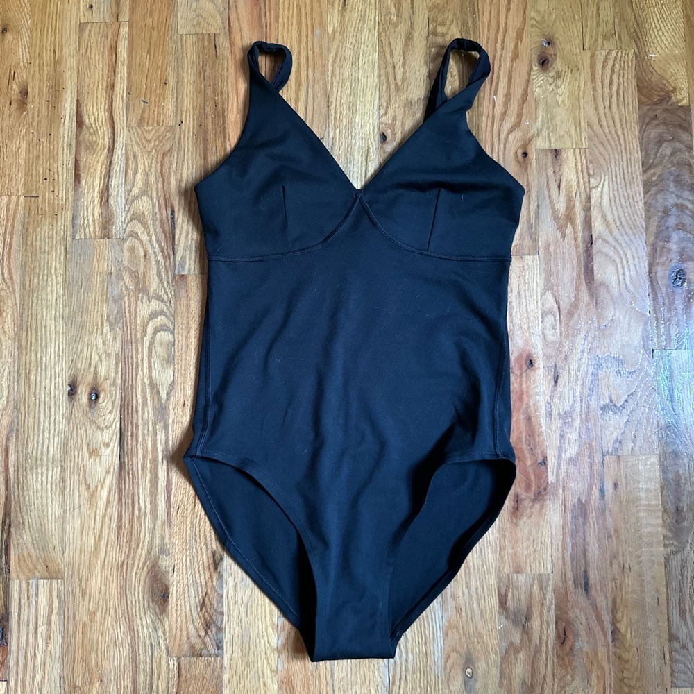 OV Flow bodysuit